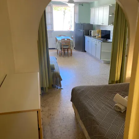 T1 - Centre Rez-de-chaussee Apartament *